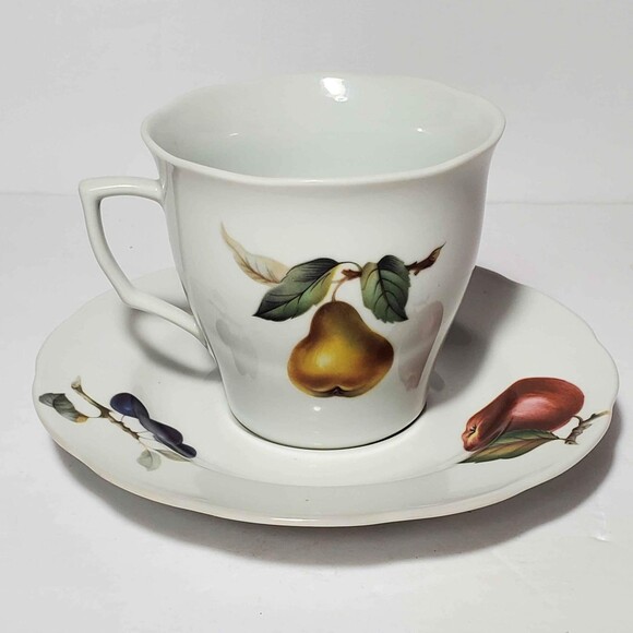 Cordon Bleu Teacup and Saucer Fruit Hand Decorated USA - Picture 3 of 9